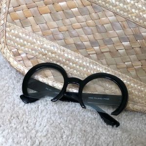 Black and clear glasses